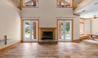 135 Oak Leaf Trl, Benton, LA 71006