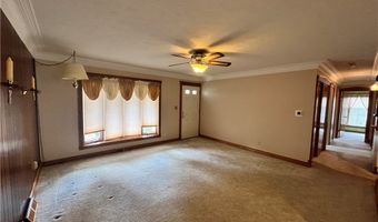 2543 Burlingham Dr, Ashtabula, OH 44004