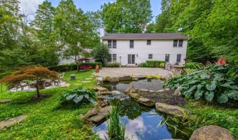 2 Higgins Dr, Alloway, NJ 07462