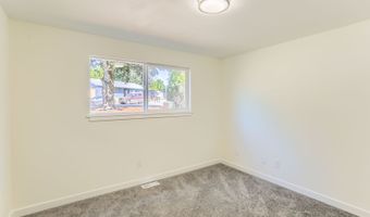 680 SW WILLOW CREEK Dr, Beaverton, OR 97003