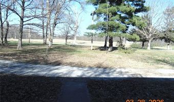 8711 7 Hills Dr, Alton, IL 62002