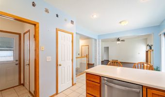 403 4th St NW, Altoona, IA 50009