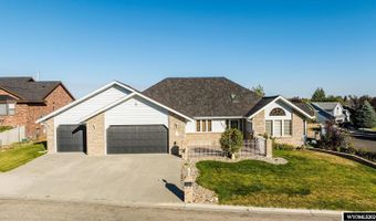 905 Klondike Dr, Buffalo, WY 82834