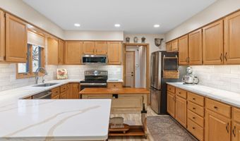 129 Woodbury, Blakeslee, PA 18610