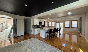 605 Farrelly Ave, Bayville, NJ 08721
