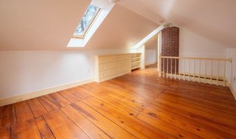 25 S Main St, Belchertown, MA 01007