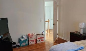 20 6th St, Barnegat, NJ 08005