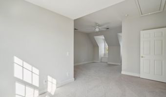 8802 NORTHERN SPRUCE Ln, Alexandria, VA 22309