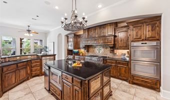 14907 Lake Forest Dr, Addison, TX 75254