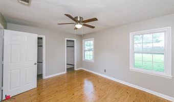 1018 Peyton Ave, Benton, LA 71006