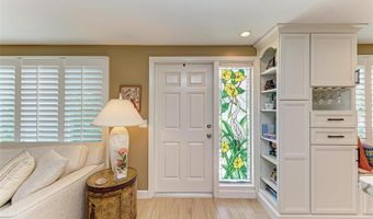 136 CRESCENT Dr, Anna Maria, FL 34216