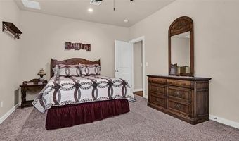 490 Royal Oaks Ln, Ardmore, OK 73401