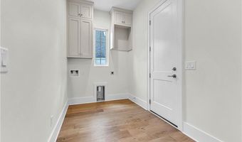546 ARBOR Dr, Auburn, AL 36830