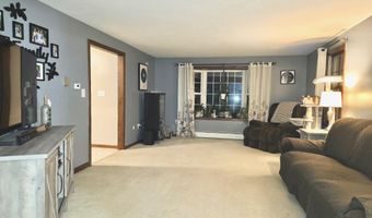 12 Nathaniel Dr, Amherst, NH 03031