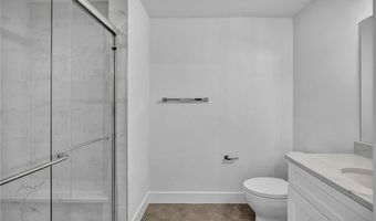 830 Club Dr W, Aurora, OH 44202