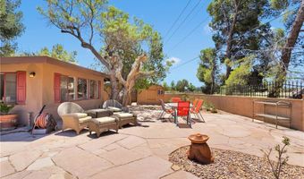 19955 Chickasaw Rd, Apple Valley, CA 92307