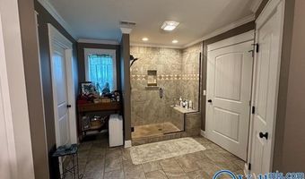 2102 Kuykendall Rd, Albertville, AL 35951