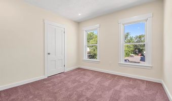 5 Bartlett St, Allenstown, NH 03275