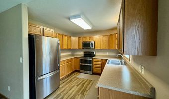 1102 11th Ave, Britton, SD 57430