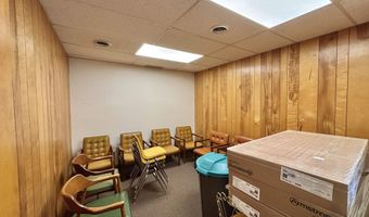 8 E Main St, Bloomfield, IN 47424
