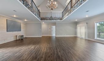 100 Plantation Ln, Batesville, AR 72501
