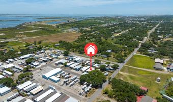 169 Stone St, Aransas Pass, TX 78336