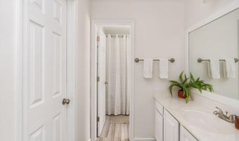 104 ST CHARLES Ct, Aylett, VA 23009
