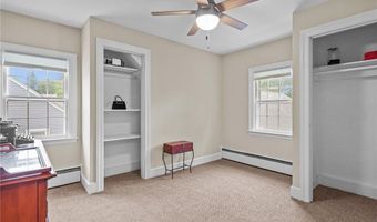 44 River St, Cranston, RI 02905