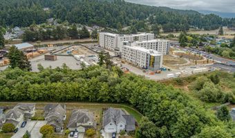 2700 Meadow Creek Way, Arcata, CA 95521