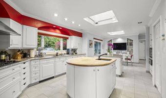 1361 Calle Aurora, Camarillo, CA 93010