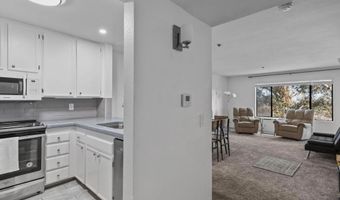 5980 Dandridge Ln 215, San Diego, CA 92115