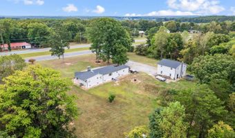 3270 Wards Rd, Altavista, VA 24517