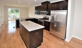 43398 APPLE ORCHARD Sq, Ashburn, VA 20148