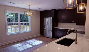 73 Hickory St, Barnwell, SC 29812