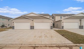 3502 S Chalice Pl, Sioux Falls, SD 57106