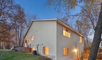 135 Hunters Path, Annandale, MN 55302