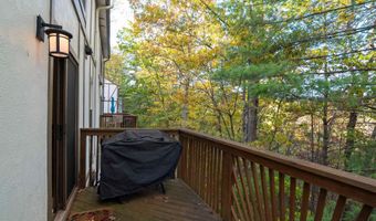 547- B KING St 17B, Basye, VA 22810