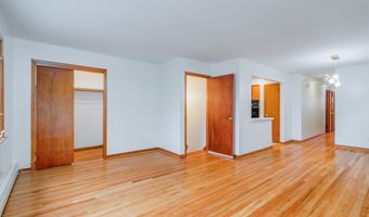 180 W 3RD St, Bayonne, NJ 07002