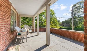 73 Oakwood St, Albany, NY 12208