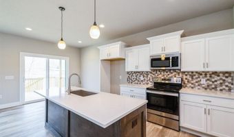 504 11th St, Adair, IA 50002