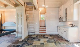 3 Manhattan, Alexandria Bay, NY 13607