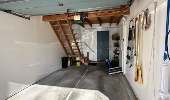 37 Cortland Cir, Bangor, ME 04401