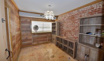 1009 Main St N, Abbeville, SC 29620