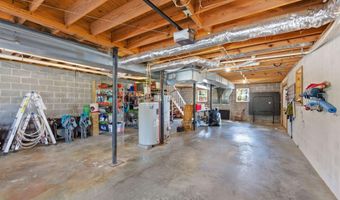 212 COUNTY ROAD 3935, Arley, AL 35541