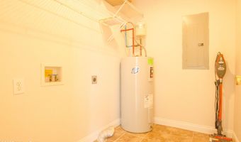 147 Redwood Dr, Bardstown, KY 40004