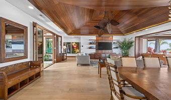 78-7032 MOLOLANI St, Kailua Kona, HI 96740