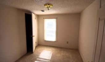 310 WALNUT St, Bridgeville, DE 19933