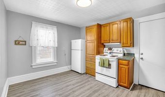 673 Sumner St, Akron, OH 44311