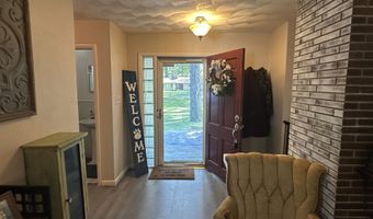 124 Canterbury Ct, Anderson, IN 46012