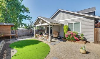18850 TANOAK Way, Oregon City, OR 97045